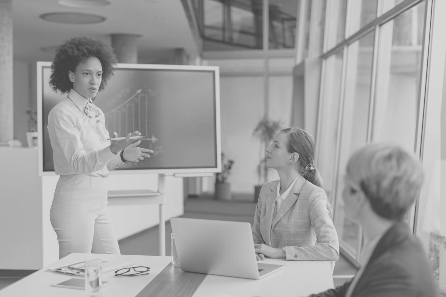 Group discussion of event investment planning strategies